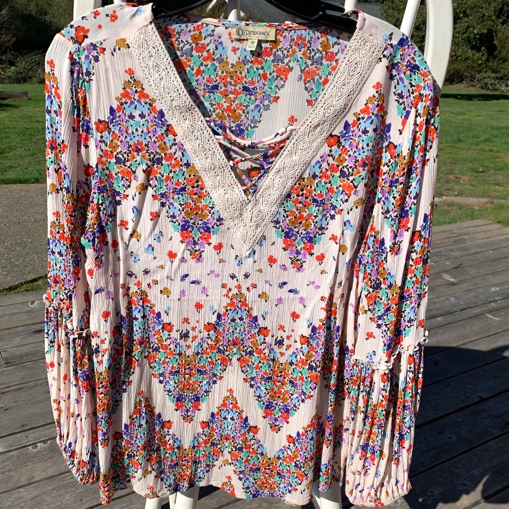 Democracy Blouse Multi Color Floral Size Medium